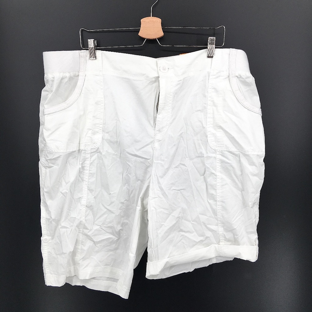 NEW Style & Co Bermuda Shorts roll cuff outdoor casual White 24W plus women's